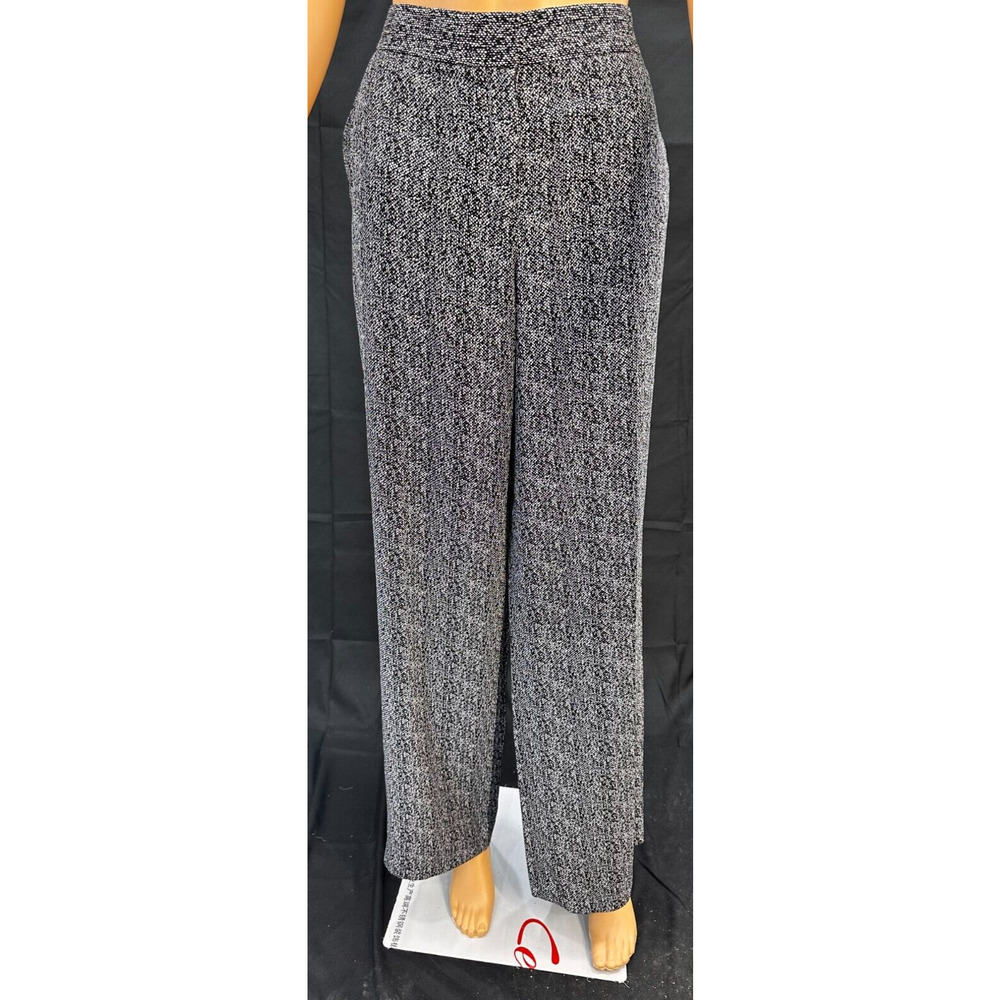 Women's dress pants Express, two pockets in front, size 12, black/white